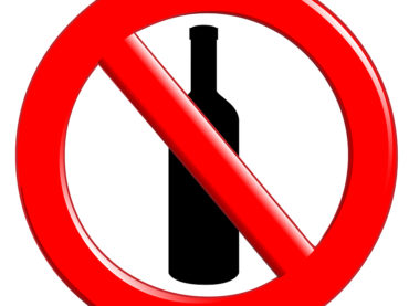 О запрете продажи алкоголя в День знаний   