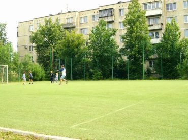 На футбольном поле в Заневке появится новое покрытие