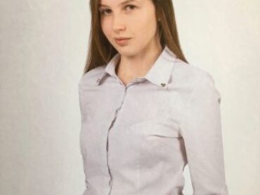Выпускница из ЦО «Кудрово» сдала ЕГЭ на 100 баллов