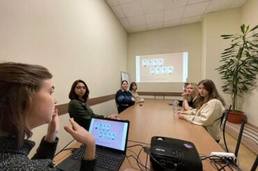 Четвертая встреча «Школы лидеров» прошла в кудровском КСДЦ
