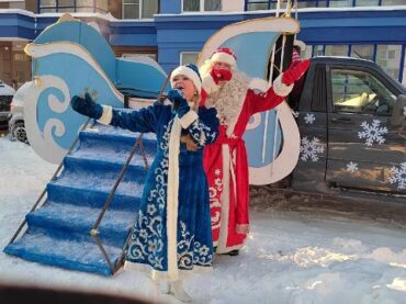Заневское поселение посетил Дед Мороз