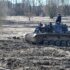 Стрельба из гаубицы, армейская каша и море впечатлений: как школьники из Кудрово в танковый парк ездили  