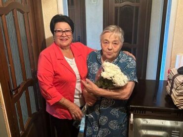 Жительница Янино-1 Раиса Сергеева отметила 85-летний юбилей 